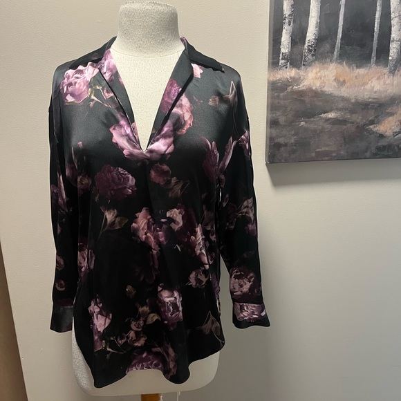 Vince silk popover blouse NWT - Picture 3 of 10
